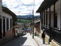 Pueblo Retiro Street - Medellin Pueblo Tour (920kb)