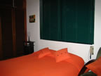 Master bedroom - with private bath - El Poblado Medellin (36kb)