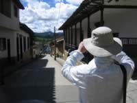 Pueblo Retiro Street - Gringo Tourist - Medellin Pueblo Tour (346kb)